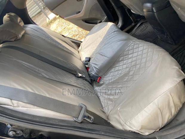 Hyundai Elantra GLS Automatic 2012 Black photo 10