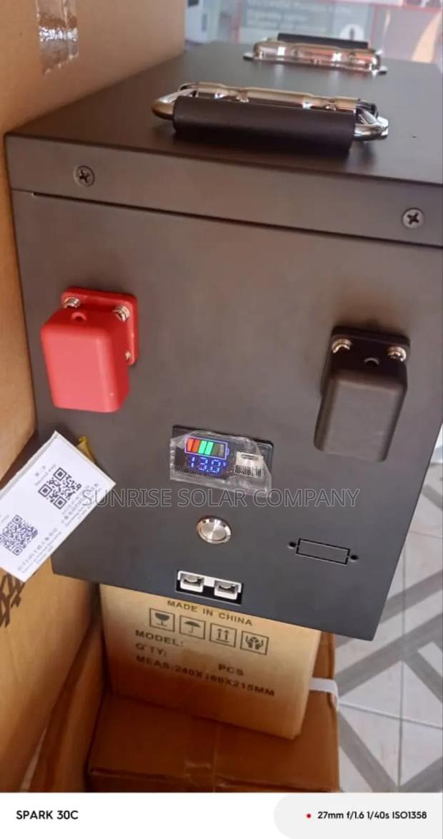 Solar Lithium Battery 12.8v 100ah photo 3
