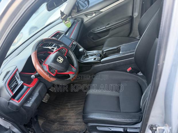 Honda Civic 2020 Gray