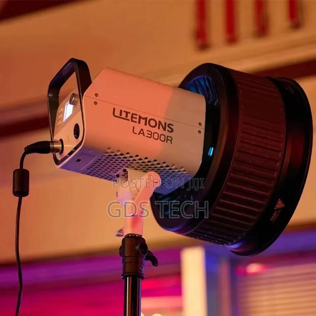 Godox Litemons La300r RGB Led Monolight photo 2