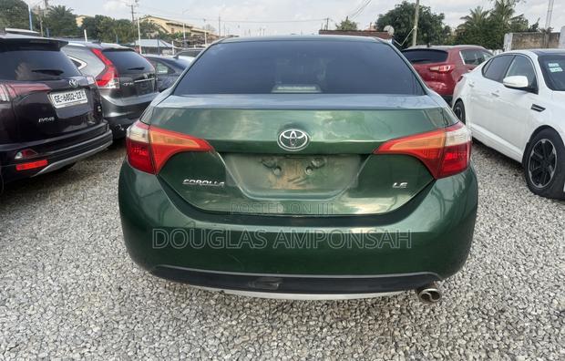 Toyota Corolla 2015 Brown