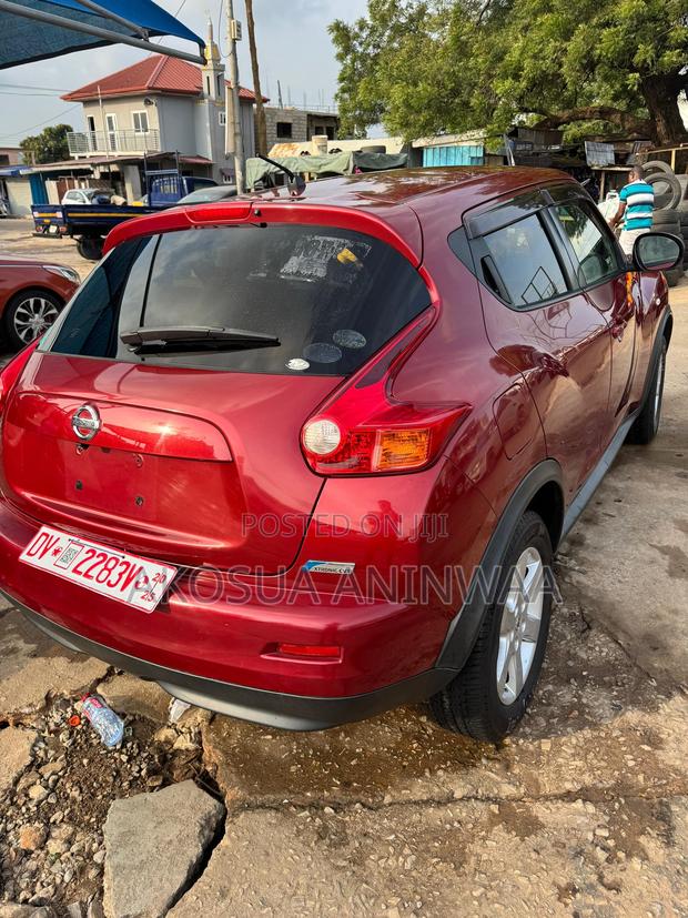 Nissan Juke SV AWD 2012 Burgundy photo 4