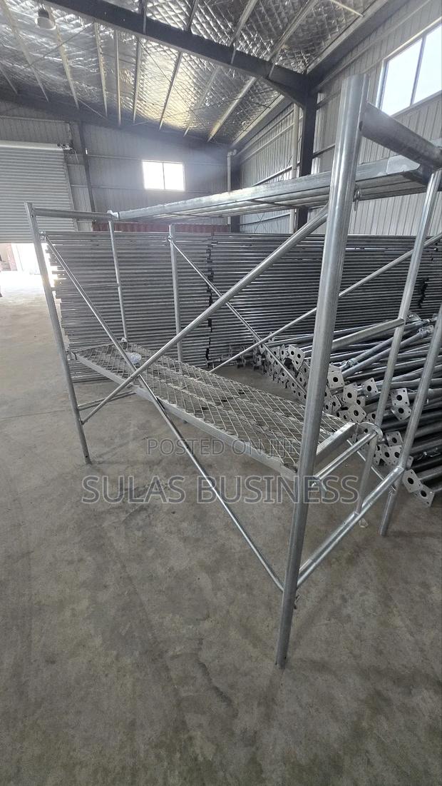 Scaffolding photo 3