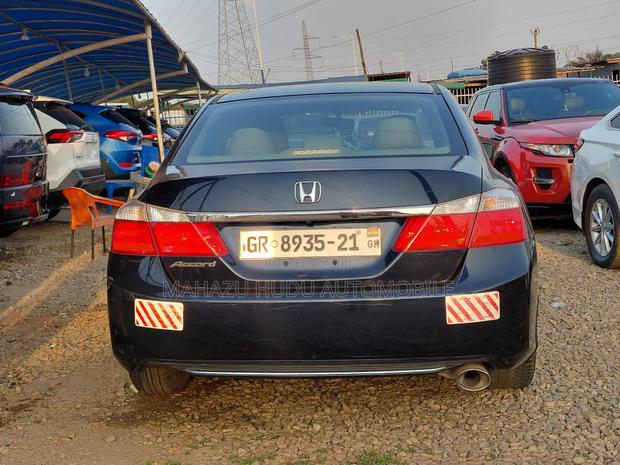 Honda Accord LX 4dr Sedan FWD (2.4L 4cyl 2A) 2017 Blue