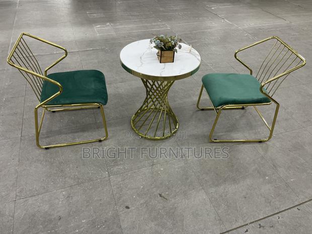 Modern Leisure Chairs With a Coffee Table · Photo 4