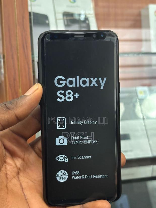 Samsung Galaxy S8 Plus 128 GB Black photo 2