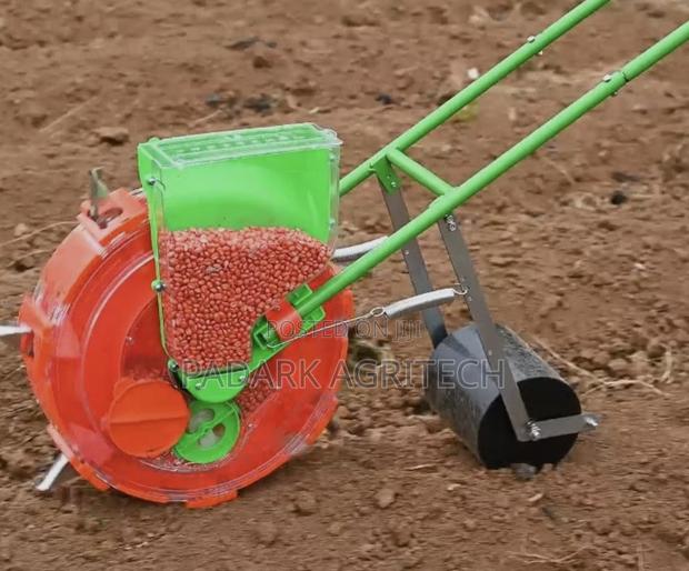 Planting Machine · Photo 2