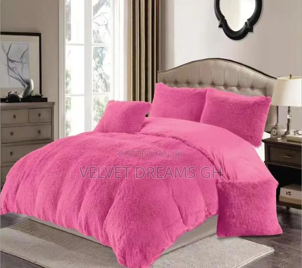 6-Piece Fluffy Duvet Set Soft, Cozy Luxurious photo 3