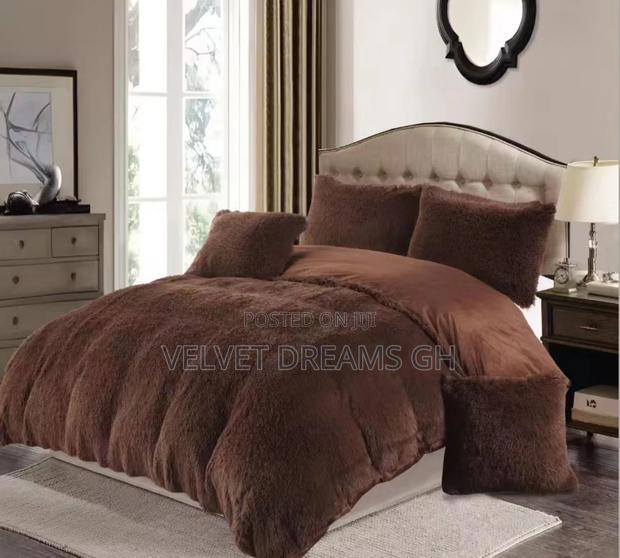 6-Piece Fluffy Duvet Set Soft, Cozy Luxurious photo 4