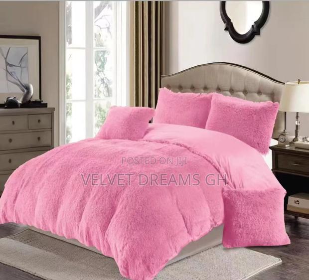 6-Piece Fluffy Duvet Set Soft, Cozy Luxurious photo 5