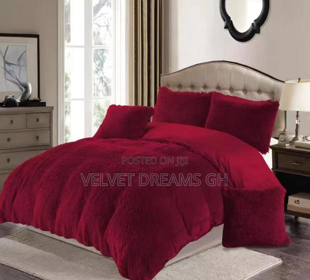 6-Piece Fluffy Duvet Set Soft, Cozy Luxurious photo 6