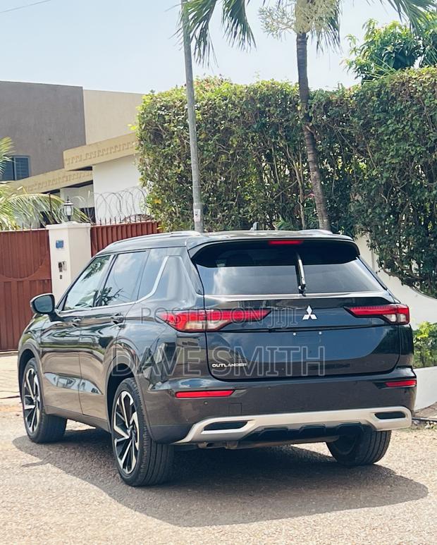 Mitsubishi Outlander SEL 2022 Black