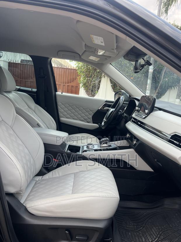 Mitsubishi Outlander SEL 2022 Black