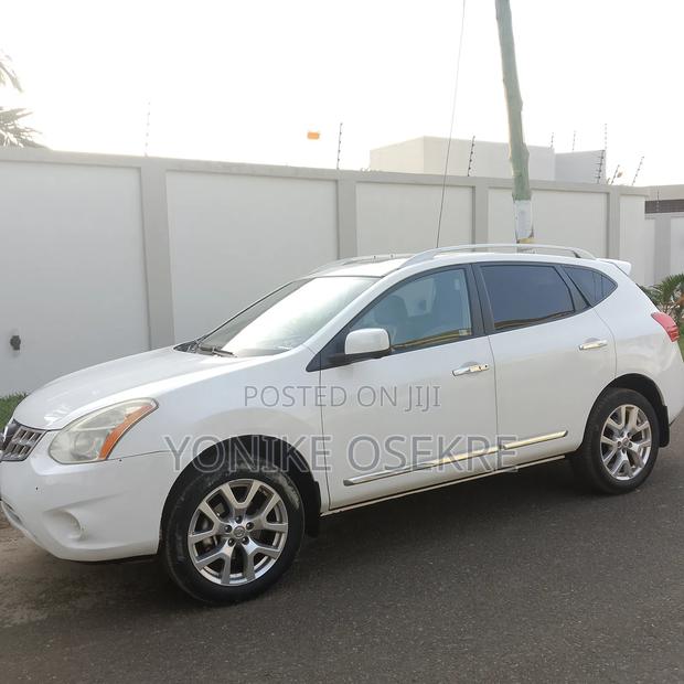 Nissan Rogue SV 2013 White