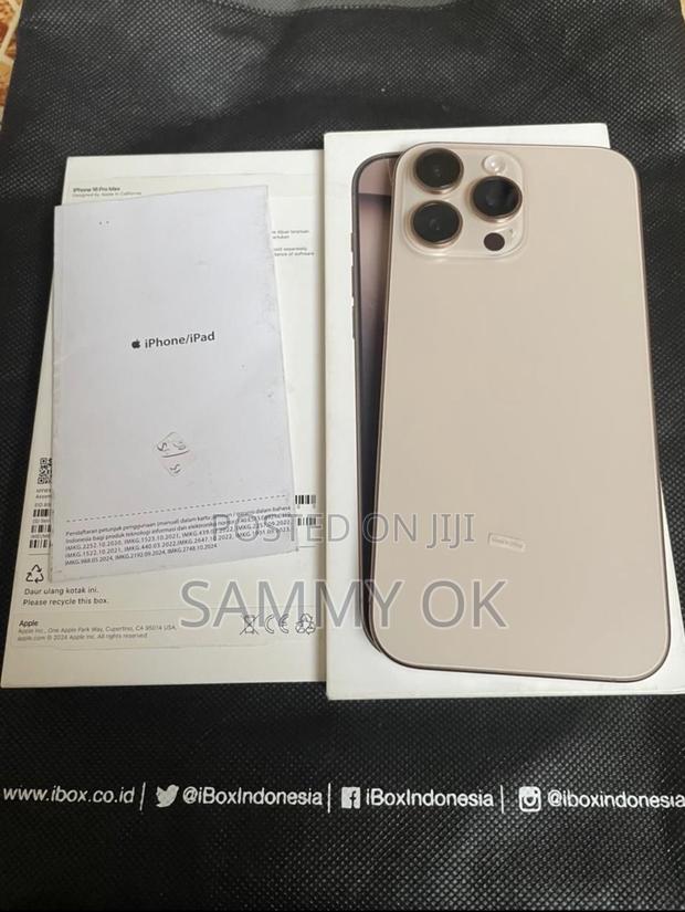 Apple iPhone 16 Pro Max 256 GB Gold