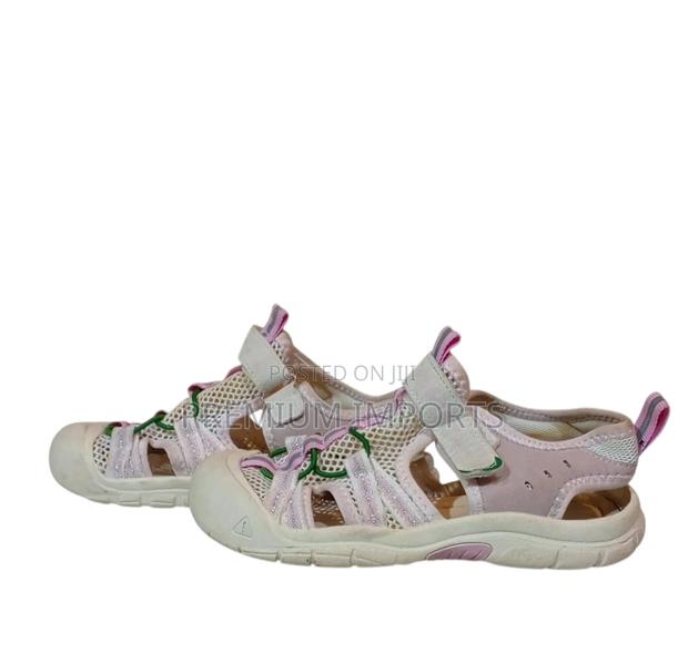 Sandals for Girls