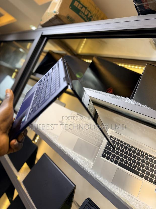 Laptop HP Dragonfly G1 8GB Intel Core i5 SSD 256GB photo 3