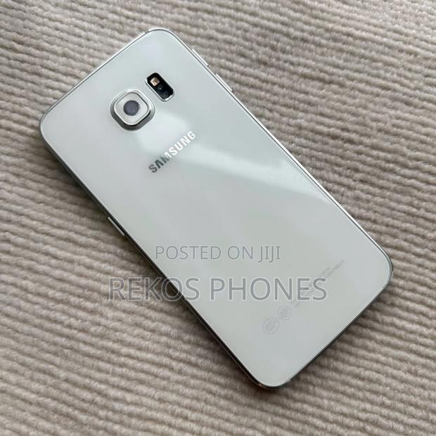 New Samsung Galaxy S6 edge 32 GB White photo 2