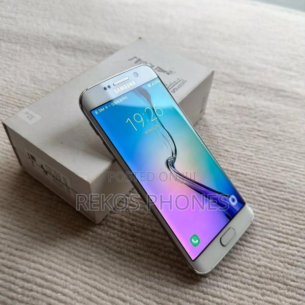 New Samsung Galaxy S6 edge 32 GB White photo 5
