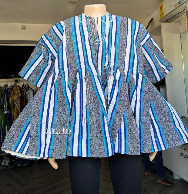 Blue and White Fugu · Photo 4