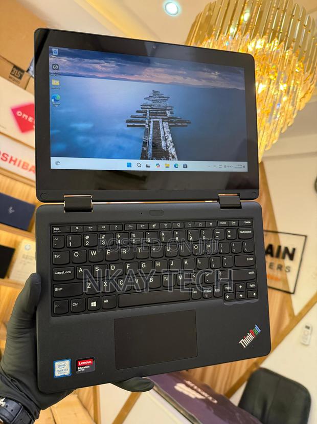 Laptop Lenovo Yoga 11e 8GB Intel Celeron SSD 128GB