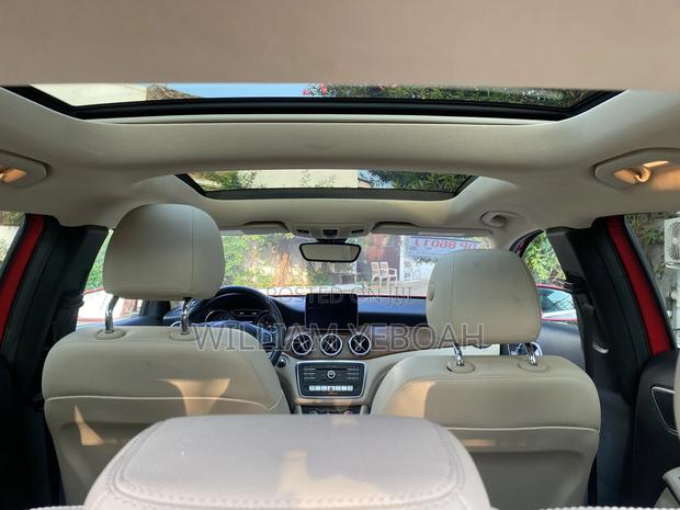 Mercedes-Benz GLA 250 2018 Red