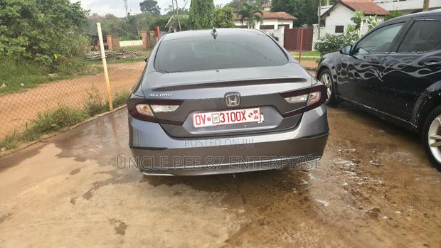 Honda Accord EX-L (1.5L 4cyl Turbo CVT) 2019 Gray photo 4