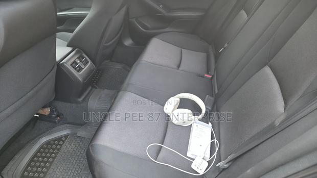 Honda Accord EX-L (1.5L 4cyl Turbo CVT) 2019 Gray photo 10