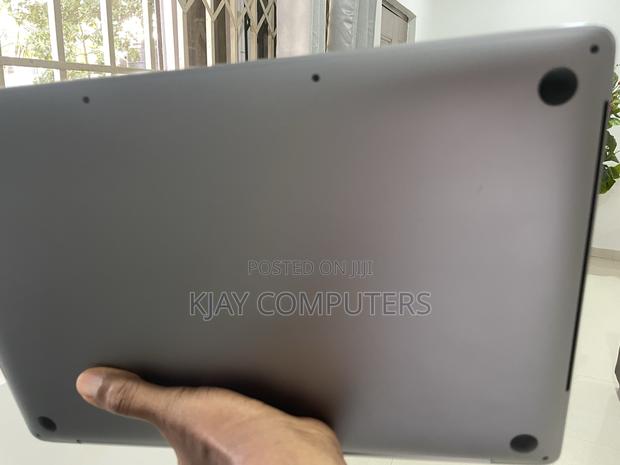 Laptop Apple MacBook Pro 2019 16GB Intel Core i7 SSD 512GB photo 5