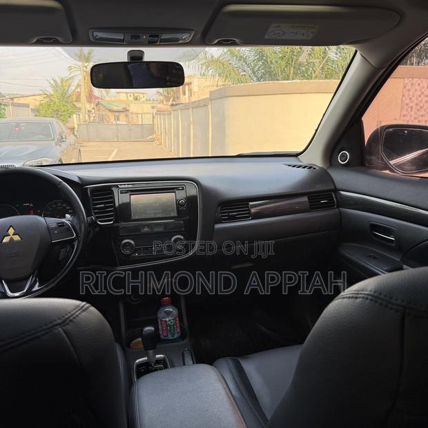 Mitsubishi Outlander SE FWD 2016 Blue