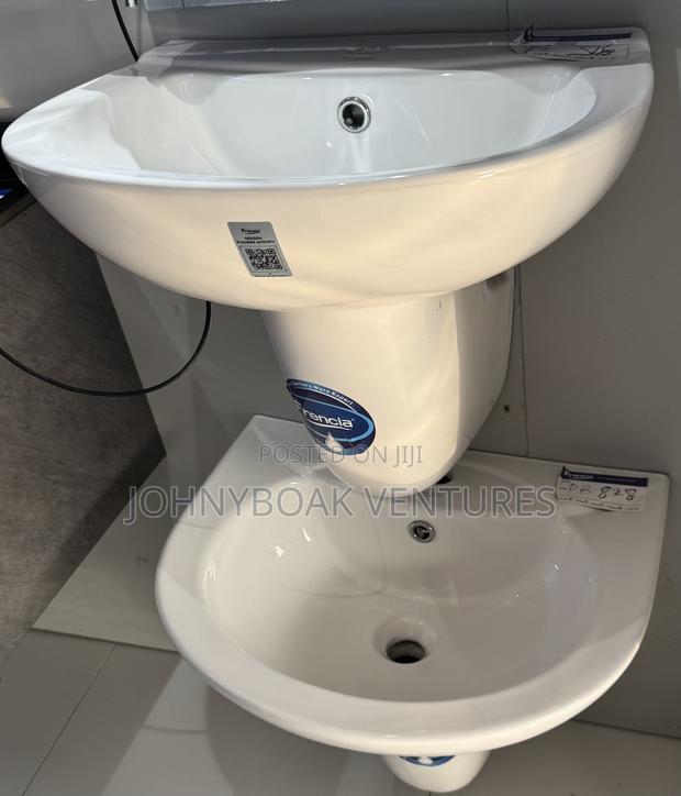 Short Stand Basin photo 2