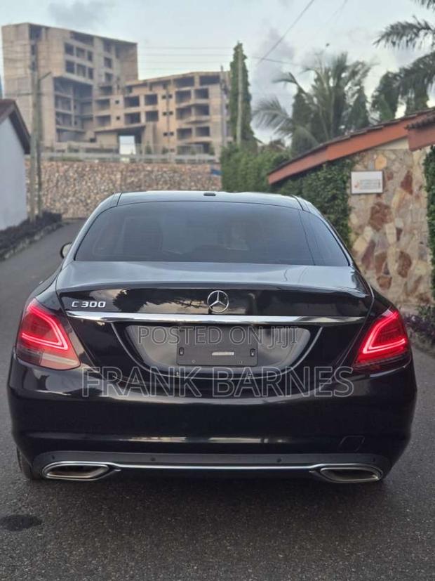 Mercedes-Benz C300 2020 Black