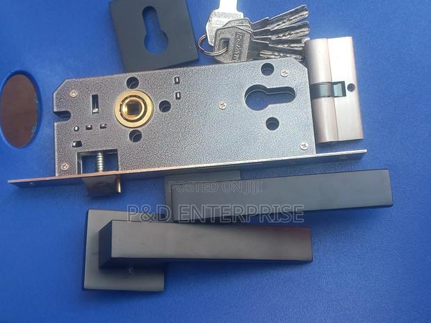 Quality Seperate Handle Lock