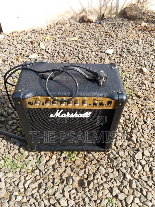 Marshall Mg15 Cdr Series With Lineout Bass Combo photo 2