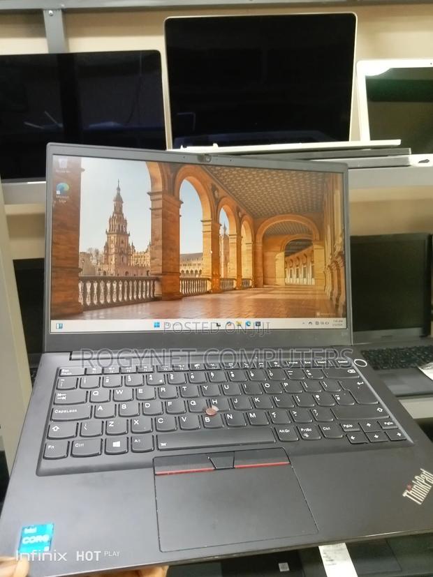 Laptop Lenovo ThinkPad A475 8GB AMD SSD 256GB