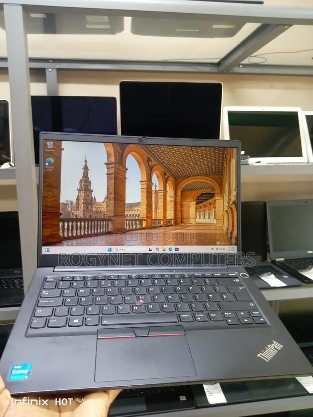 Laptop Lenovo ThinkPad A475 8GB AMD SSD 256GB photo 3