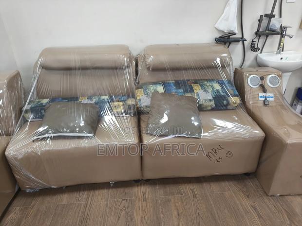 Open-Concept 5-Piece Sofa | Singing Design With Speaker Phone Charging