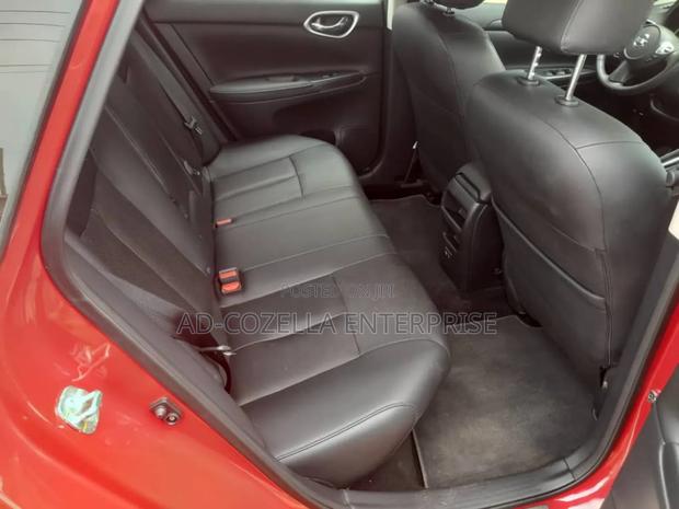 Nissan Sentra SR 2019 Red
