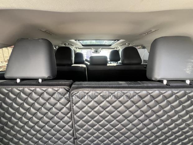 New Toyota Highlander XLE AWD 2024 Black