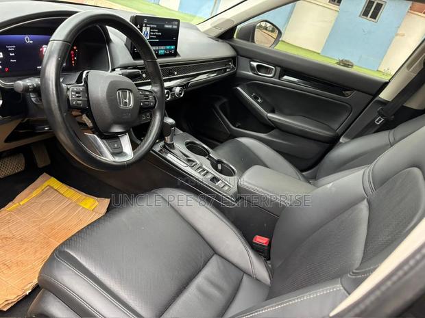 Honda Civic Touring 2022 Black photo 5