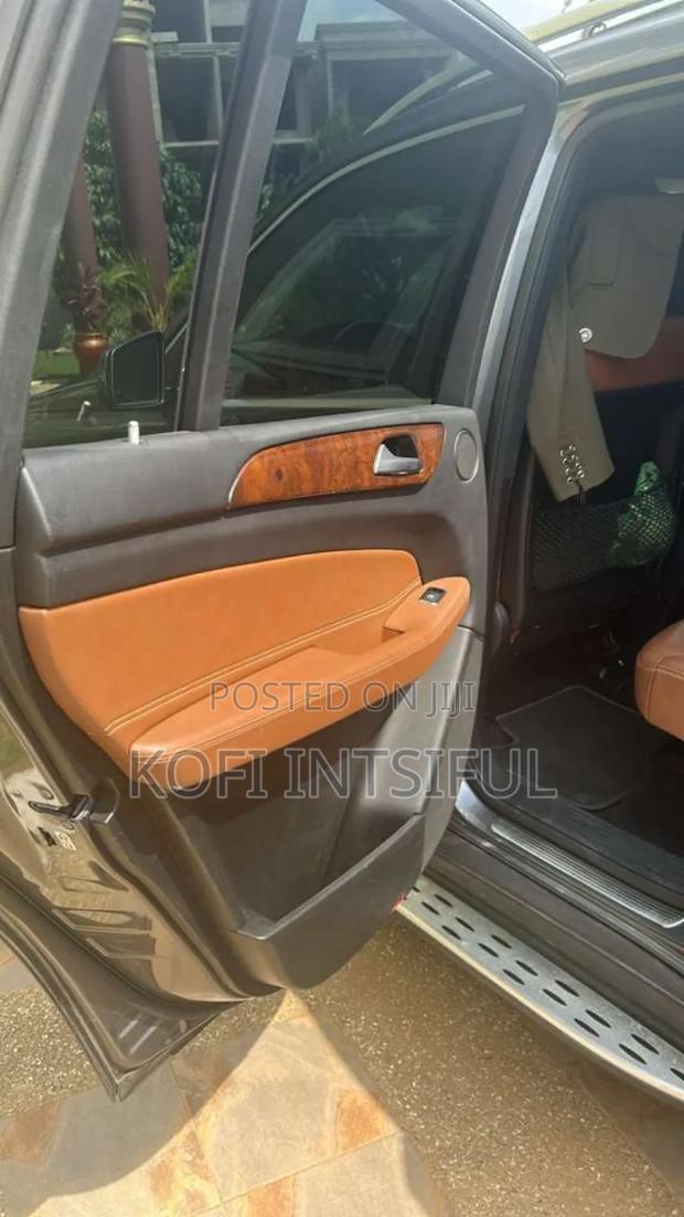 Mercedes-Benz GLS-Class GLS450 4MATIC 2018 Black photo 6