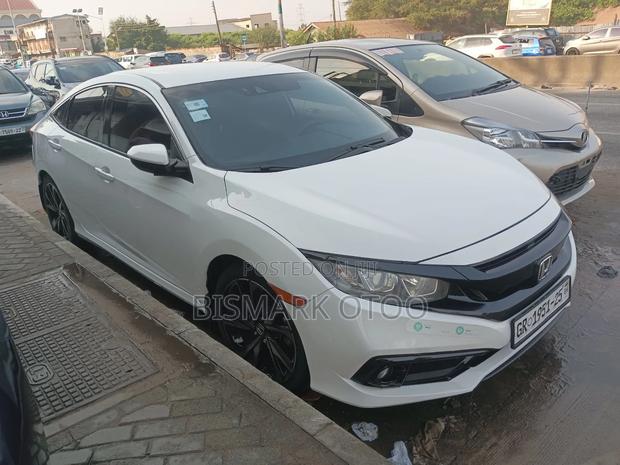 Honda Civic 2019 White