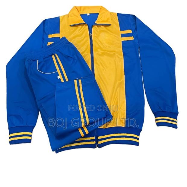 Track Suite / Cardigan · Photo 4