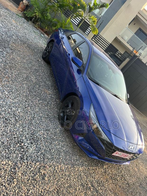 Hyundai Elantra SE 2021 Blue