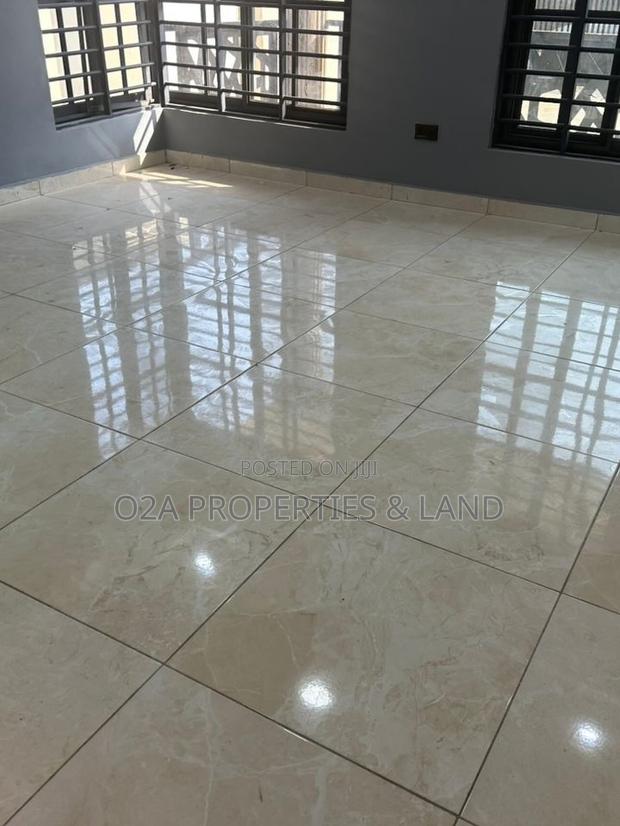 3bdrm House in Ashaley Botwe By, School Junction for sale photo 3