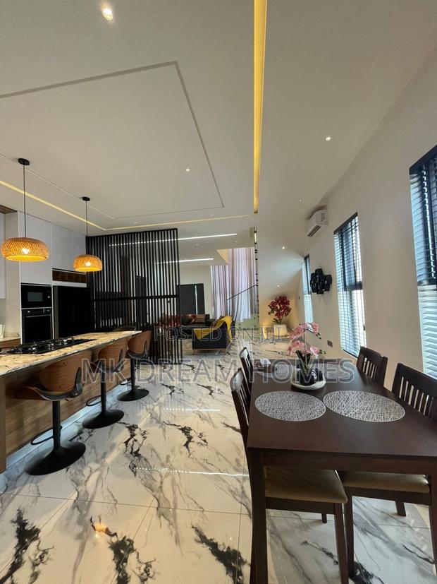 Furnished 4bdrm Mansion in School Junction for rent photo 4