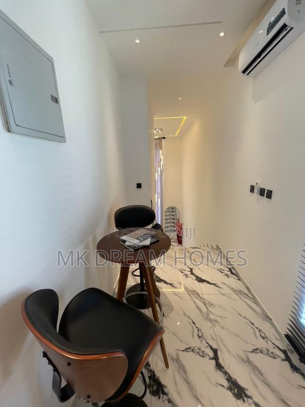 Furnished 4bdrm Mansion in School Junction for rent photo 9