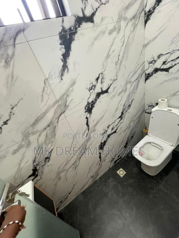 Furnished 4bdrm Mansion in School Junction for rent photo 15