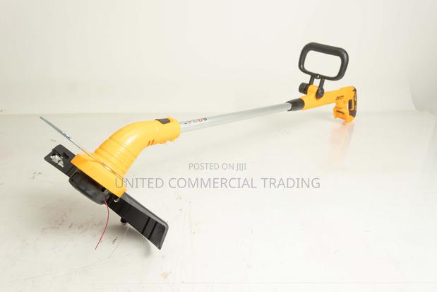 Grass Trimmer
