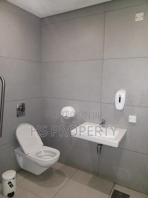 Executive 500sqm Office Space at Airport Residential Area for Rent photo 16